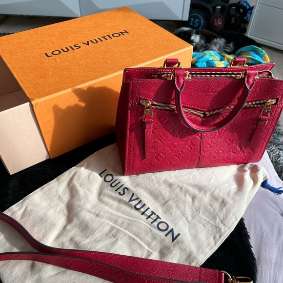 Monogram Sully PM Red Handbag - Picture 5 of 9